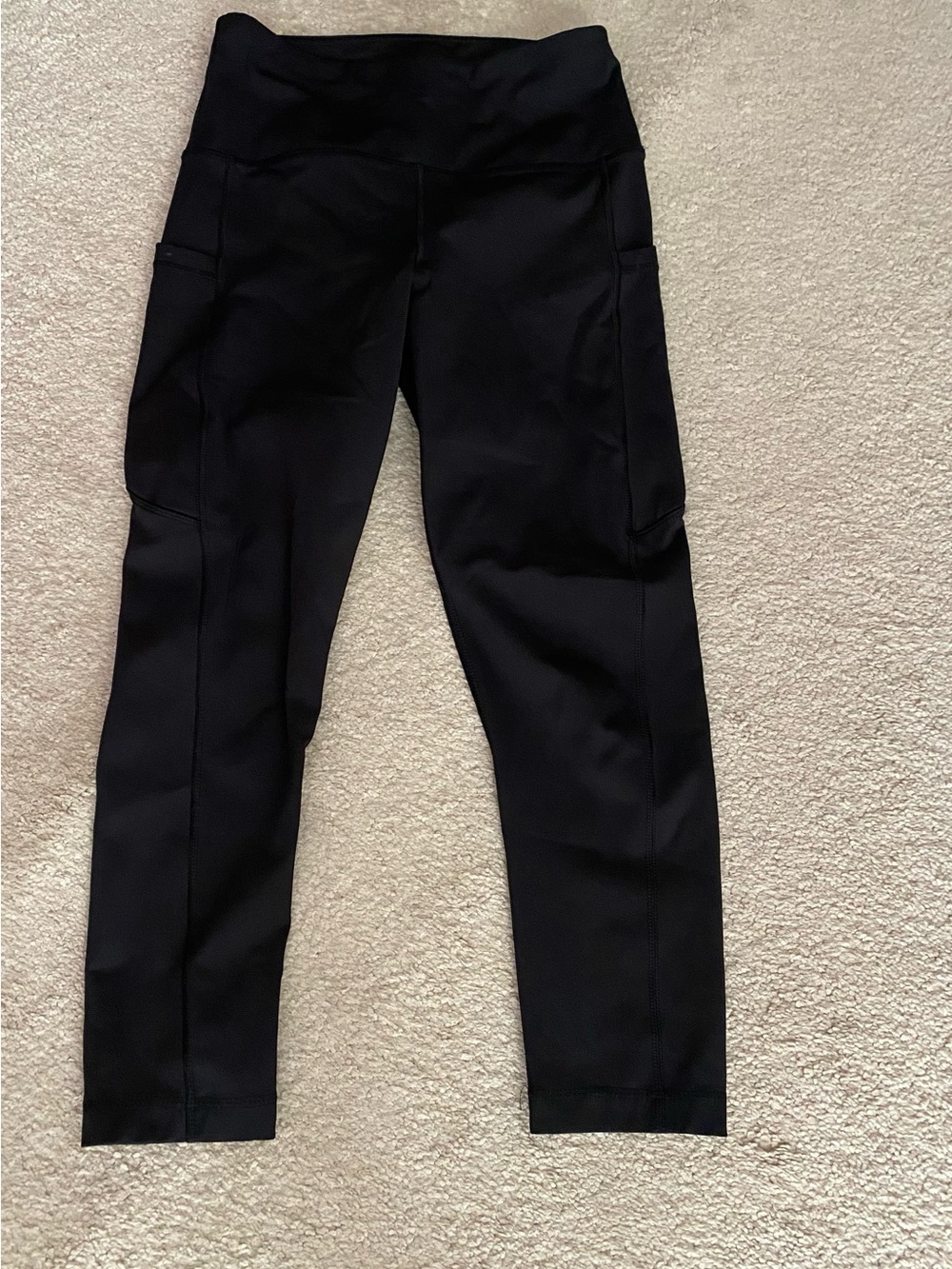 Black High-Rise Pocket Leggings